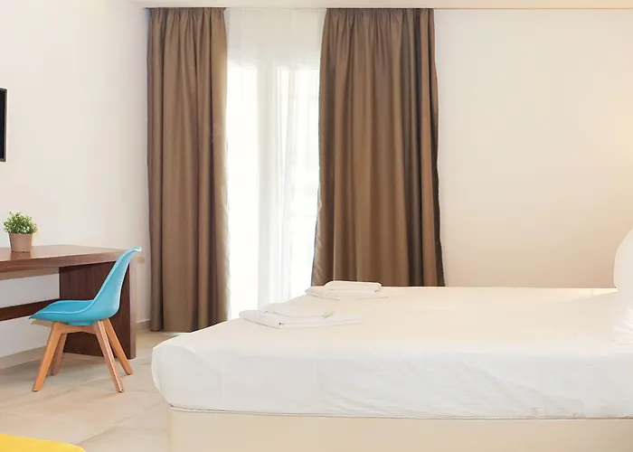 Electra Hotel 4*
