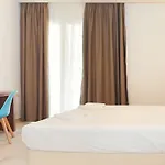 Electra Hotel 4*