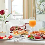Hotel Electra 4*