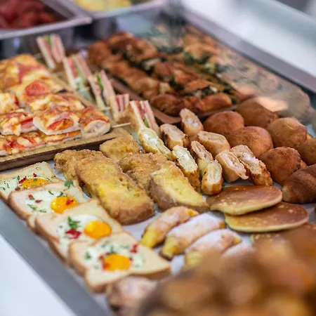Electra 4*