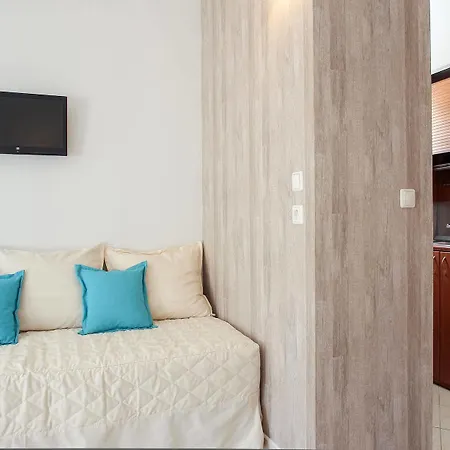 Electra Hotel 4*