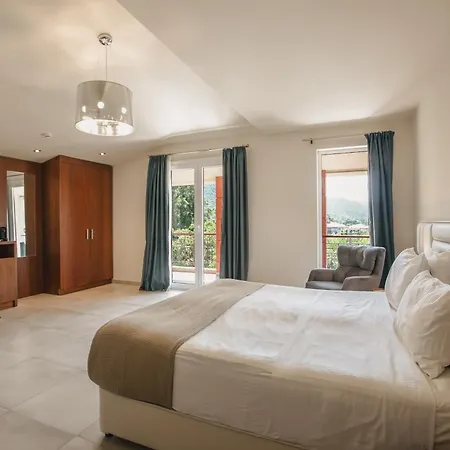 Electra ستافروس