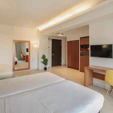 Electra Hotell 4*