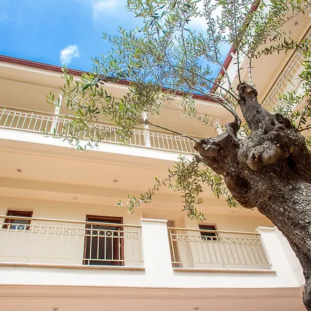 Hotell Electra 4*